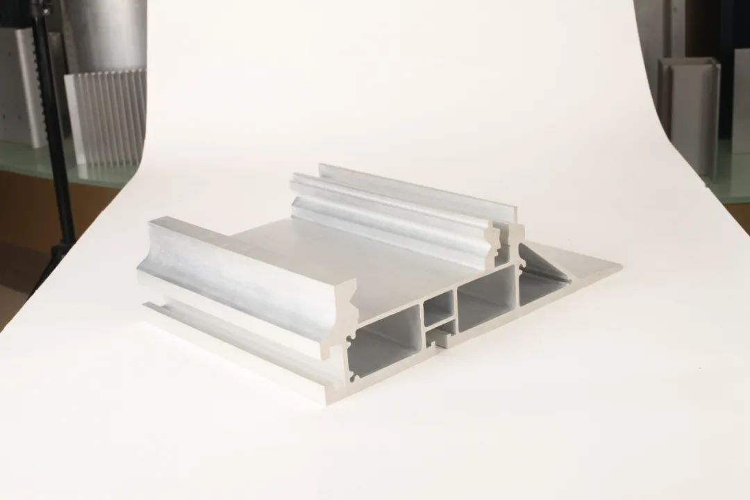 工業(yè)鋁型材可根據(jù)哪些方面進(jìn)行選型？中亞鋁業(yè)告訴你！(圖2)