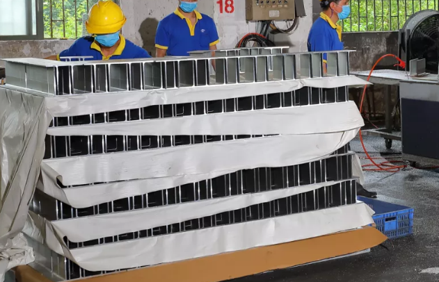 向假冒偽劣鋁材產(chǎn)品重拳出擊！中亞鋁業(yè)教你如何辨別真假！(圖7)